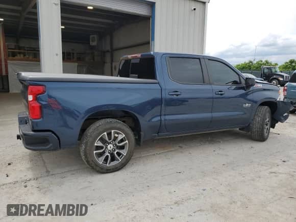 2022 Chevrolet Silverado 1500 RST z VIN 3GCUDEET1NG665210, wystawiony jako Copart lot #59168575 z przebiegiem 45 358 mil mil oraz Szkoda całkowita • Salvage title. Historia ofert i sprzedaży dostępna na DreamBid. Obrazek 3.