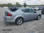 2014 Dodge Avenger SXT z VIN 1C3CDZCG2EN165707, wystawiony jako Copart lot #67371885 z przebiegiem 90 978 mil mil oraz Szkoda całkowita • Salvage title. Historia ofert i sprzedaży dostępna na DreamBid. Obrazek 3.
