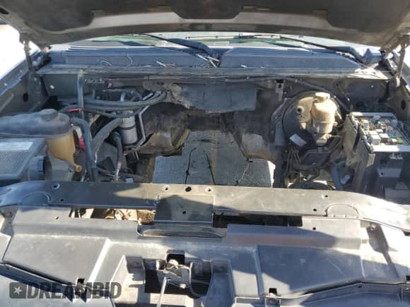 2007 Chevrolet Tahoe LT with VIN 1GNFC13087R248867, listed as a Copart auction lot 82252745 with 166,518 mi miles and Salvage title. Bid and sale history available at DreamBid. Image 12.
