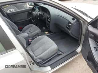 2002 Hyundai Elantra GLS z VIN KMHDN45D02U426333, wystawiony jako IAAI lot #43554505 z przebiegiem 190 605 mil mil oraz . Historia ofert i sprzedaży dostępna na DreamBid. Obrazek 5.