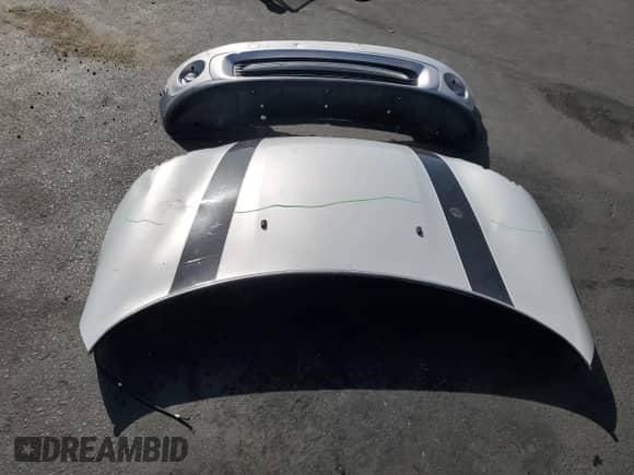 2013 MINI Hardtop with VIN WMWSU3C58DT371379, listed as a Copart auction lot 59606005 with 59,901 mi miles and Salvage title. Bid and sale history available at DreamBid. Image 12.