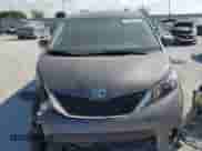 2013 Toyota Sienna SE with VIN 5TDXK3DC2DS351767, listed as a Copart auction lot 70955455 with 63,577 mi miles and Salvage title. Bid and sale history available at DreamBid. Image 5.