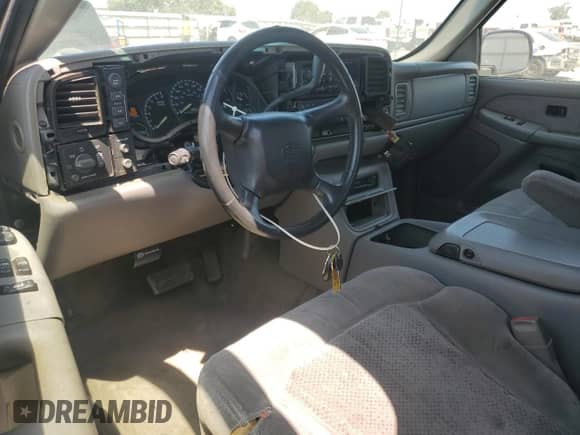 2000 Chevrolet Silverado 1500 LS z VIN 1GCEK19T4YE193674, wystawiony jako Copart lot #64790105 z przebiegiem 209 396 mil mil oraz Szkoda całkowita • Salvage title. Historia ofert i sprzedaży dostępna na DreamBid. Obrazek 8.