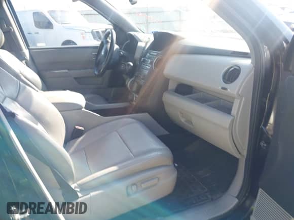 2014 Honda Pilot EX-L z VIN 5FNYF3H65EB002248, wystawiony jako IAAI lot #41689850 z przebiegiem 157 234 mil mil oraz . Historia ofert i sprzedaży dostępna na DreamBid. Obrazek 5.