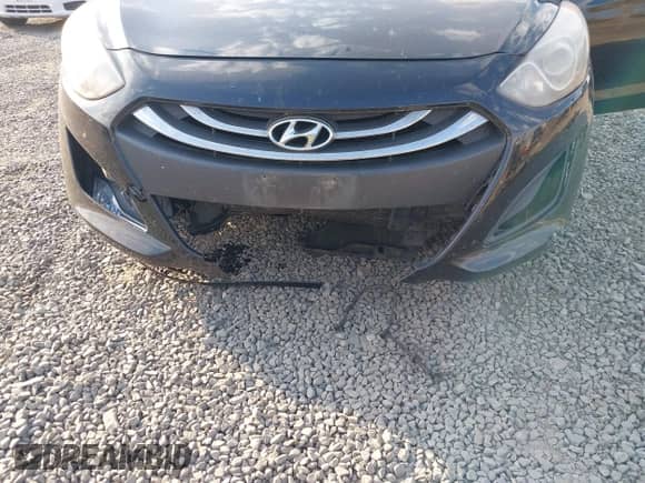 2013 Hyundai Elantra с VIN KMHD35LE6DU091184, выставлен на аукционе IAAI как лот 43087879 с пробегом 216 532 миль миль и . История ставок и продаж доступна на DreamBid. Изображение 6.
