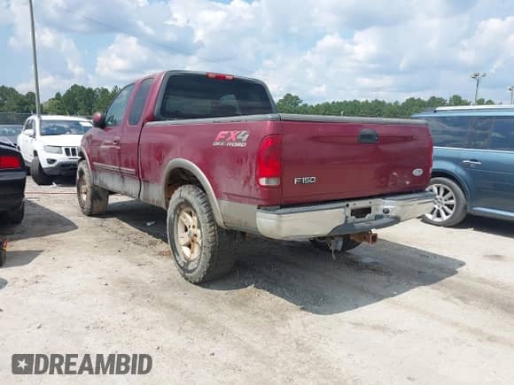 2003 Ford F-150 XL z VIN 1FTRX18L53NA32926, wystawiony jako IAAI lot #43262614 z przebiegiem Nie podano mil oraz . Historia ofert i sprzedaży dostępna na DreamBid. Obrazek 3.