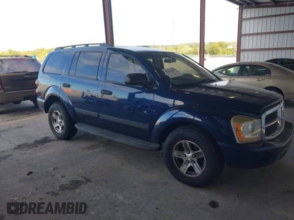 2004 Dodge Durango SLT z VIN 1D8HB48D84F130821, wystawiony jako IAAI lot #43382813 z przebiegiem 98 513 mil mil oraz . Historia ofert i sprzedaży dostępna na DreamBid. Obrazek 1.