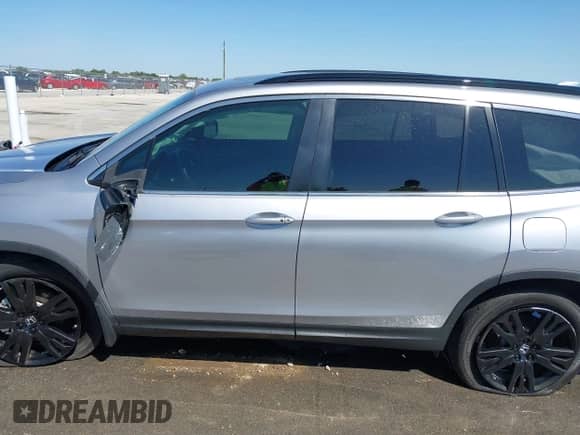 2022 Honda Pilot Special Edition с VIN 5FNYF5H23NB018960, выставлен на аукционе IAAI как лот 41992139 с пробегом 34 990 миль миль и . История ставок и продаж доступна на DreamBid. Изображение 13.