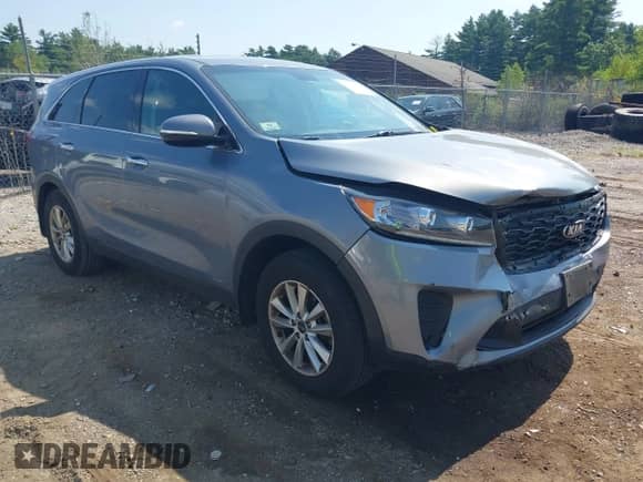 2020 Kia Sorento LX with VIN 5XYPGDA30LG623854, listed as a IAAI auction lot 42712043 with 60,884 mi miles and . Bid and sale history available at DreamBid. Image 1.