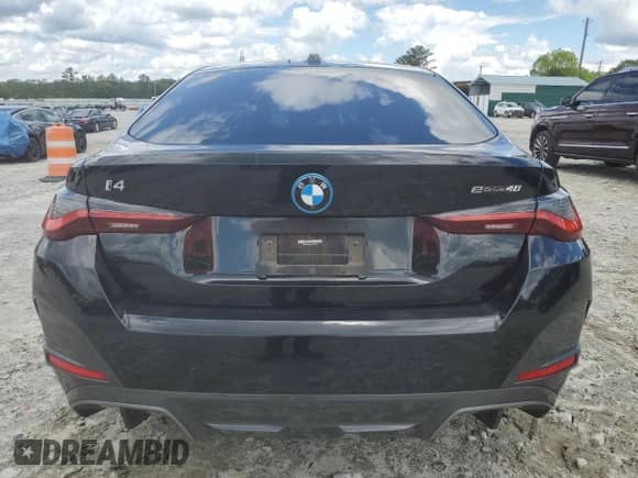 2022 BMW i4 eDrive40 с VIN WBY73AW01NFN05602, выставлен на аукционе Copart как лот 56896355 с пробегом 38 003 миль миль и Списание • Salvage title. История ставок и продаж доступна на DreamBid. Изображение 6.
