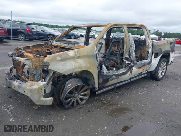 2019 Chevrolet Silverado 1500 High Country с VIN 1GCUYHEL8KZ225924, выставлен на аукционе IAAI как лот 42247199 с пробегом Не указан миль и . История ставок и продаж доступна на DreamBid. Изображение 2.