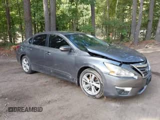 2015 Nissan Altima 2.5 with VIN 1N4AL3AP7FC497022, listed as a IAAI auction lot 43299618 with 164,542 mi miles and . Bid and sale history available at DreamBid. Image 1.