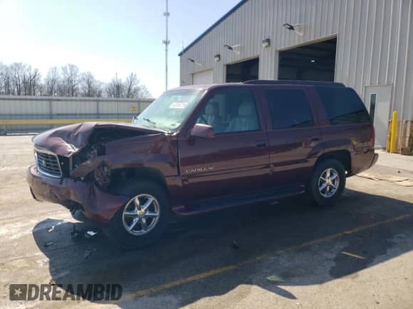2000 Cadillac Escalade z VIN 1GYEK13R1YR123601, wystawiony jako Copart lot #48589225 z przebiegiem 258 998 mil mil oraz Szkoda całkowita • Salvage title. Historia ofert i sprzedaży dostępna na DreamBid. Obrazek 1.