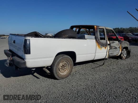 1997 Chevrolet Silverado 2500 с VIN 1GCGC29R1VE129281, выставлен на аукционе Copart как лот 42616655 с пробегом Не указан миль и Списание • Salvage title. История ставок и продаж доступна на DreamBid. Изображение 3.
