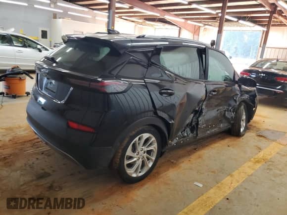 2023 Chevrolet Bolt EUV LT с VIN 1G1FY6S08P4149643, выставлен на аукционе Copart как лот 71872125 с пробегом Не указан миль и На запчасти • Non repairable. История ставок и продаж доступна на DreamBid. Изображение 3.