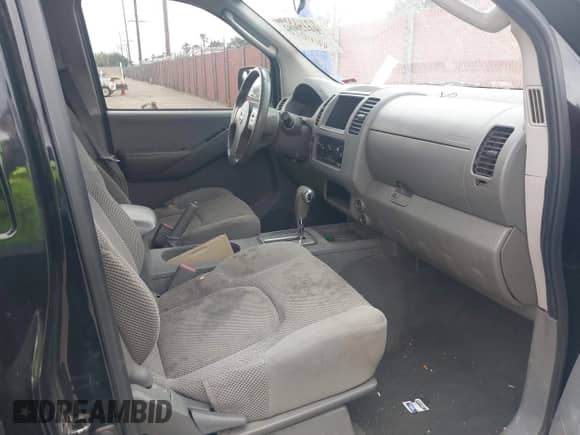 2006 Nissan Frontier LE with VIN 1N6AD07U06C467229, listed as a IAAI auction lot 42120082 with 205,286 mi miles and . Bid and sale history available at DreamBid. Image 5.