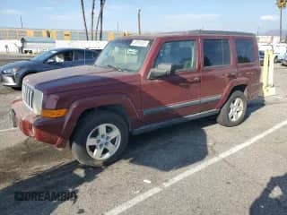 2008 Jeep Commander Sport с VIN 1J8HG48K58C167002, выставлен на аукционе Copart как лот 83864465 с пробегом 114 167 миль миль и Чистый • Clean title. История ставок и продаж доступна на DreamBid. Изображение 1.