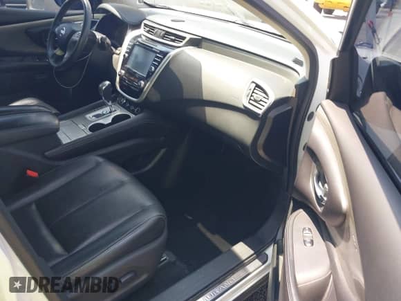 2017 Nissan Murano Platinum with VIN 5N1AZ2MH8HN119348, listed as a IAAI auction lot 42449478 with 108,132 mi miles and . Bid and sale history available at DreamBid. Image 5.