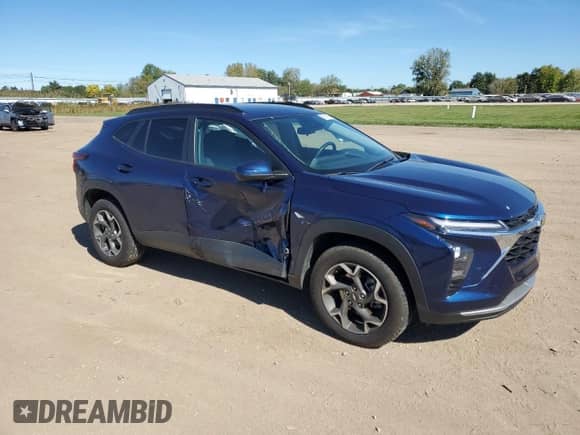 2024 Chevrolet Trax LT with VIN KL77LHE2XRC218096, listed as a Copart auction lot 85097285 with 64,531 mi miles and Salvage title. Bid and sale history available at DreamBid. Image 4.