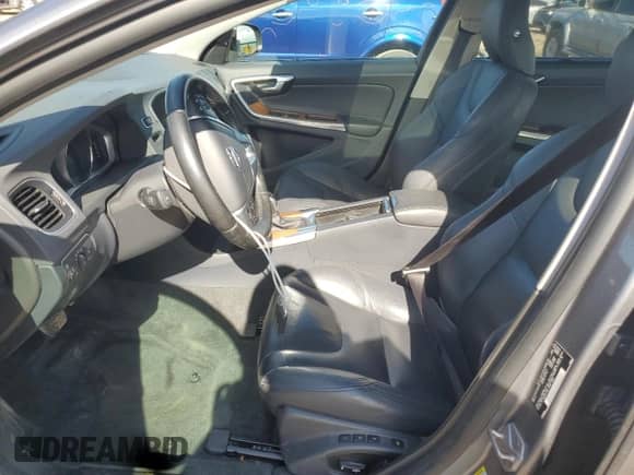 2016 Volvo S60 T5 Drive-E Premier with VIN LYV402FK4GB111282, listed as a Copart auction lot 85314175 with 76,369 mi miles and Salvage title. Bid and sale history available at DreamBid. Image 7.