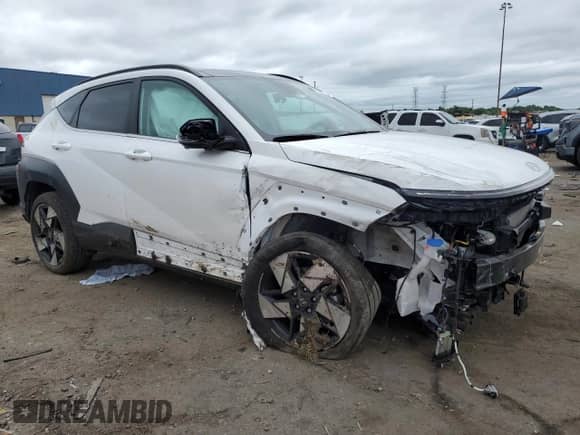2024 Hyundai Kona Limited с VIN KM8HECA33RU132086, выставлен на аукционе Copart как лот 69864425 с пробегом 10 832 миль миль и Списание • Salvage title. История ставок и продаж доступна на DreamBid. Изображение 4.
