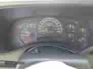 2006 Chevrolet Tahoe LS z VIN 1GNEC13V96R137993, wystawiony jako IAAI lot #42509914 z przebiegiem 281 601 mil mil oraz . Historia ofert i sprzedaży dostępna na DreamBid. Obrazek 7.