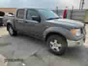 2005 Nissan Frontier Nismo с VIN 1N6AD07W35C430322, выставлен на аукционе Copart как лот 71000325 с пробегом 298 547 миль миль и Списание • Salvage title. История ставок и продаж доступна на DreamBid. Изображение 4.