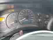 2002 GMC Sierra 1500 SLE с VIN 1GTEK14T12Z154015, выставлен на аукционе Copart как лот 68184695 с пробегом 119 955 миль миль и Списание • Salvage title. История ставок и продаж доступна на DreamBid. Изображение 9.