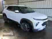 2025 Chevrolet TrailBlazer LT with VIN KL79MRSL9SB211239, listed as a Copart auction lot 81125665 with 11,374 mi miles and Salvage title. Bid and sale history available at DreamBid. Image 4.