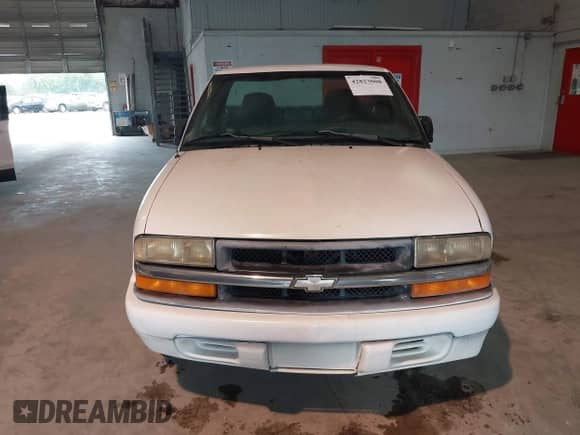 1998 Chevrolet S-10 LS с VIN 1GCCS1446WK178308, выставлен на аукционе IAAI как лот 42823008 с пробегом 207 612 миль миль и . История ставок и продаж доступна на DreamBid. Изображение 6.