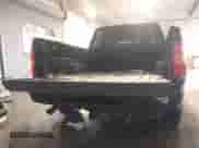 2011 Chevrolet Silverado 1500 LS z VIN 3GCPKREA6BG379230, wystawiony jako IAAI lot #41383308 z przebiegiem 322 050 mil mil oraz . Historia ofert i sprzedaży dostępna na DreamBid. Obrazek 17.