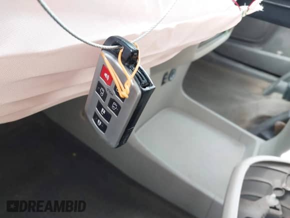 2014 Toyota Sienna XLE с VIN 5TDYK3DC8ES418474, выставлен на аукционе IAAI как лот 41824916 с пробегом 224 044 миль миль и . История ставок и продаж доступна на DreamBid. Изображение 11.