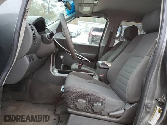 2007 Nissan Pathfinder S с VIN 5N1AR18W07C635507, выставлен на аукционе Copart как лот 84955114 с пробегом 208 441 миль миль и На запчасти • Non repairable. История ставок и продаж доступна на DreamBid. Изображение 7.