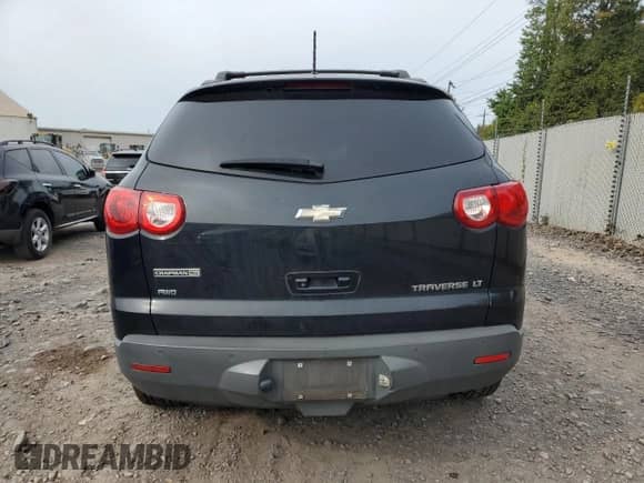 2011 Chevrolet Traverse 1LT z VIN 1GNKVGED9BJ403512, wystawiony jako Copart lot #84568355 z przebiegiem 150 089 mil mil oraz Czysty tytuł • Clean title. Historia ofert i sprzedaży dostępna na DreamBid. Obrazek 6.