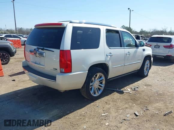 2010 Cadillac Escalade Platinum Edition with VIN 1GYUKDEF3AR151907, listed as a IAAI auction lot 41775629 with 169,665 mi miles and . Bid and sale history available at DreamBid. Image 4.