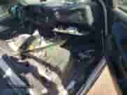 1999 Chevrolet Silverado 2500 z VIN 1GCFC29T3XZ176654, wystawiony jako Copart lot #88142645 z przebiegiem Nie podano mil oraz Szkoda całkowita • Salvage title. Historia ofert i sprzedaży dostępna na DreamBid. Obrazek 8.