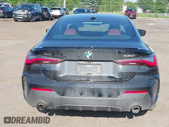 2023 BMW 4 Series 430i xDrive z VIN WBA73AP00PCM82945, wystawiony jako IAAI lot #42470151 z przebiegiem 9 862 mil mil oraz . Historia ofert i sprzedaży dostępna na DreamBid. Obrazek 16.