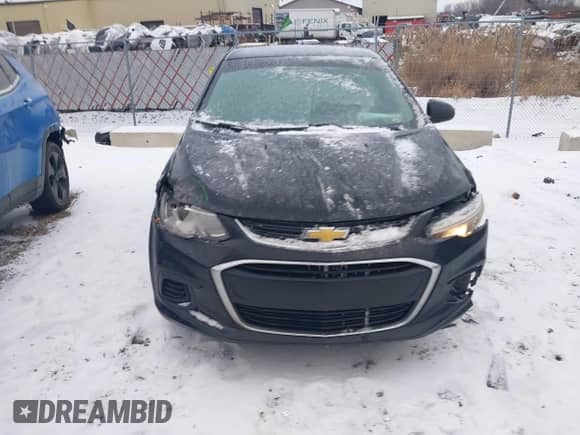 2019 Chevrolet Sonic Premier с VIN 1G1JF5SB8K4124388, выставлен на аукционе IAAI как лот 41410412 с пробегом 81 940 миль миль и . История ставок и продаж доступна на DreamBid. Изображение 12.