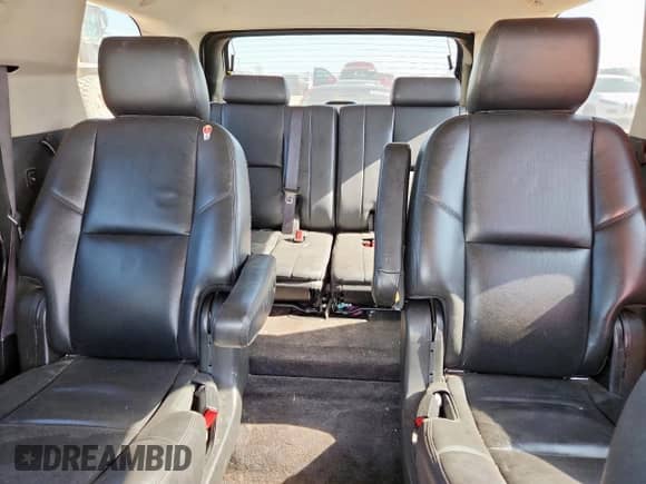 2013 Chevrolet Tahoe LTZ с VIN 1GNSCCE05DR110058, выставлен на аукционе Copart как лот 61679245 с пробегом 230 594 миль миль и Списание • Salvage title. История ставок и продаж доступна на DreamBid. Изображение 10.