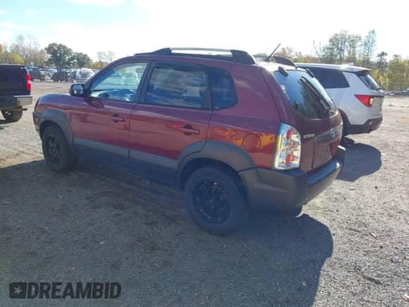 2005 Hyundai Tucson GLS с VIN KM8JN12D25U051636, выставлен на аукционе IAAI как лот 43465009 с пробегом 178 284 миль миль и . История ставок и продаж доступна на DreamBid. Изображение 3.