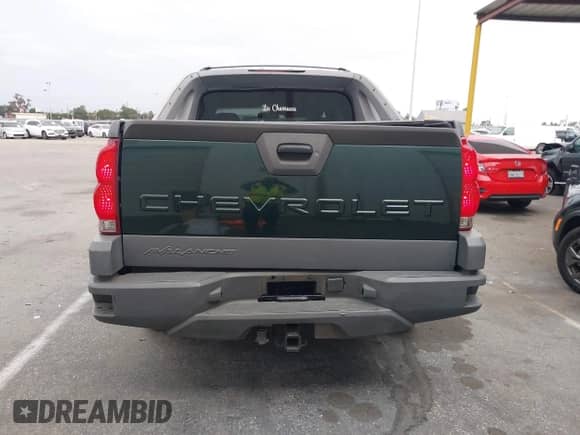 2002 Chevrolet Avalanche с VIN 3GNEC13T62G159412, выставлен на аукционе IAAI как лот 42421882 с пробегом 183 582 миль миль и . История ставок и продаж доступна на DreamBid. Изображение 16.