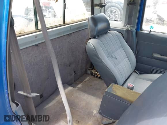 1995 Nissan Frontier с VIN 1N6SD16S2SC422118, выставлен на аукционе IAAI как лот 42802519 с пробегом 122 493 миль миль и . История ставок и продаж доступна на DreamBid. Изображение 8.