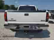 2004 GMC Sierra 1500 SLE z VIN 1GTEK19V44Z328527, wystawiony jako Copart lot #71717325 z przebiegiem Nie podano mil oraz Czysty tytuł • Clean title. Historia ofert i sprzedaży dostępna na DreamBid. Obrazek 6.