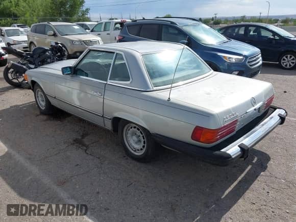1982 Mercedes-Benz 380 SL with VIN WDBBA45A8CB017571, listed as a IAAI auction lot 42483211 with 125,437 mi miles and . Bid and sale history available at DreamBid. Image 3.
