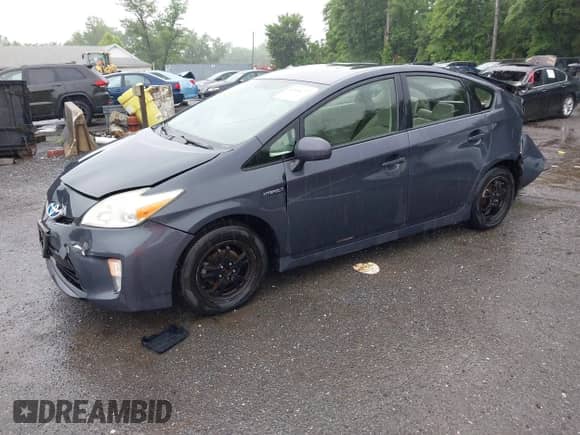2012 Toyota Prius One with VIN JTDKN3DU8C1524925, listed as a IAAI auction lot 42484277 with 293,795 mi miles and . Bid and sale history available at DreamBid. Image 18.
