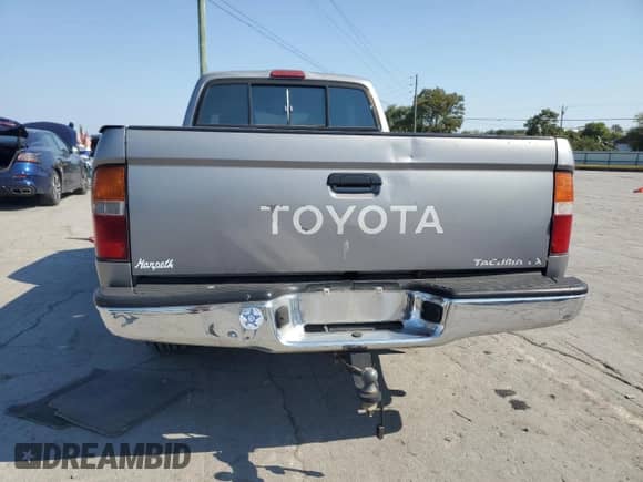 1995 Toyota Tacoma z VIN 4TAUN53B3SZ020458, wystawiony jako Copart lot #71509355 z przebiegiem 146 447 mil mil oraz Czysty tytuł • Clean title. Historia ofert i sprzedaży dostępna na DreamBid. Obrazek 6.