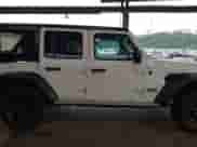 2021 Jeep Wrangler Unlimited Willys Sport с VIN 1C4HJXDG3MW647592, выставлен на аукционе IAAI как лот 42460334 с пробегом 36 493 миль миль и . История ставок и продаж доступна на DreamBid. Изображение 13.