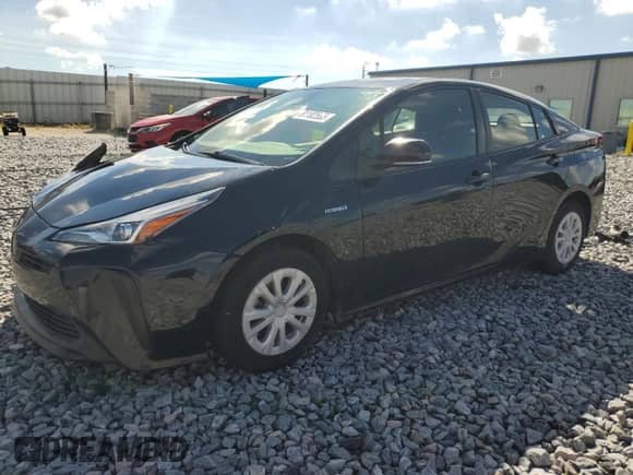 2021 Toyota Prius Limited with VIN JTDKAMFU1M3131529, listed as a Copart auction lot 81102535 with 123,609 mi miles and Non repairable. Bid and sale history available at DreamBid. Image 1.