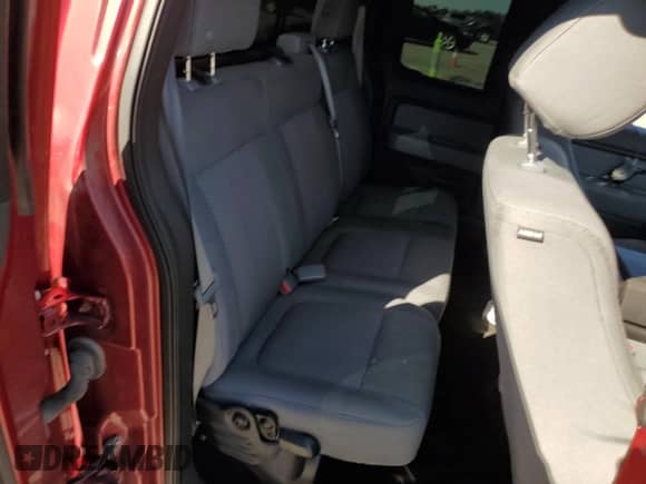 2013 Ford F-150 STX с VIN 1FTFX1EFXDFC86144, выставлен на аукционе Copart как лот 85391675 с пробегом 242 206 миль миль и Списание • Salvage title. История ставок и продаж доступна на DreamBid. Изображение 10.