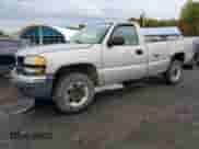 2006 GMC Sierra 1500 SLE z VIN 1GTEK14T76Z100496, wystawiony jako Copart lot #85720805 z przebiegiem Nie podano mil oraz Szkoda całkowita • Salvage title. Historia ofert i sprzedaży dostępna na DreamBid. Obrazek 1.